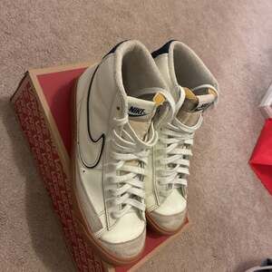 Nike Blazer Mid '77 Premium Sail Midnight Navy Gum DQ7672-100 Men Sizes 7.5-10.5